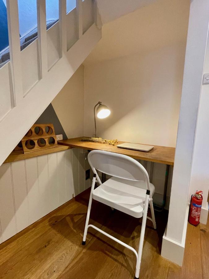 Stylish 2-Bedroom Townhouse Next To Brighton Station Eksteriør billede