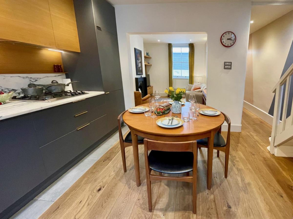 Stylish 2-Bedroom Townhouse Next To Brighton Station Eksteriør billede